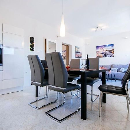 Bayshore Apartment Zára Kültér fotó