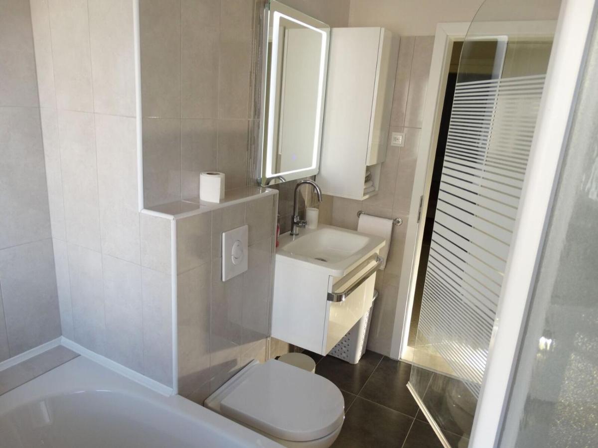 Bayshore Apartment Zára Kültér fotó